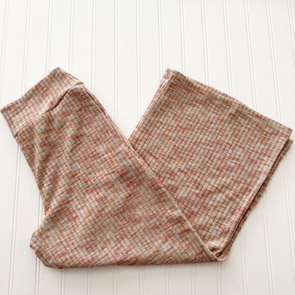 Olivia & Vivian Wide Leg Cropped Ribbed Knit Pants - Size Small - Picture 2 of 5